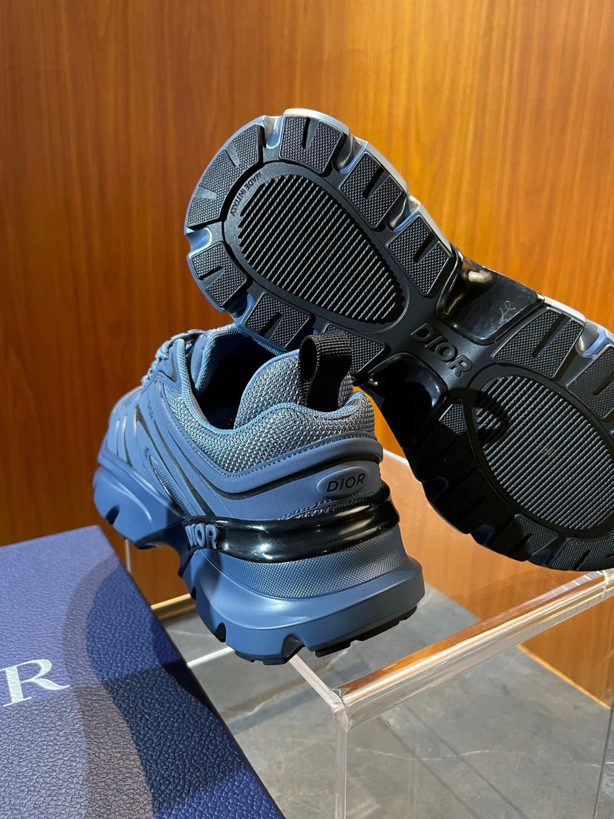 SNEAKER DIOR B44 BLADE A MAILLE GRIS  2025